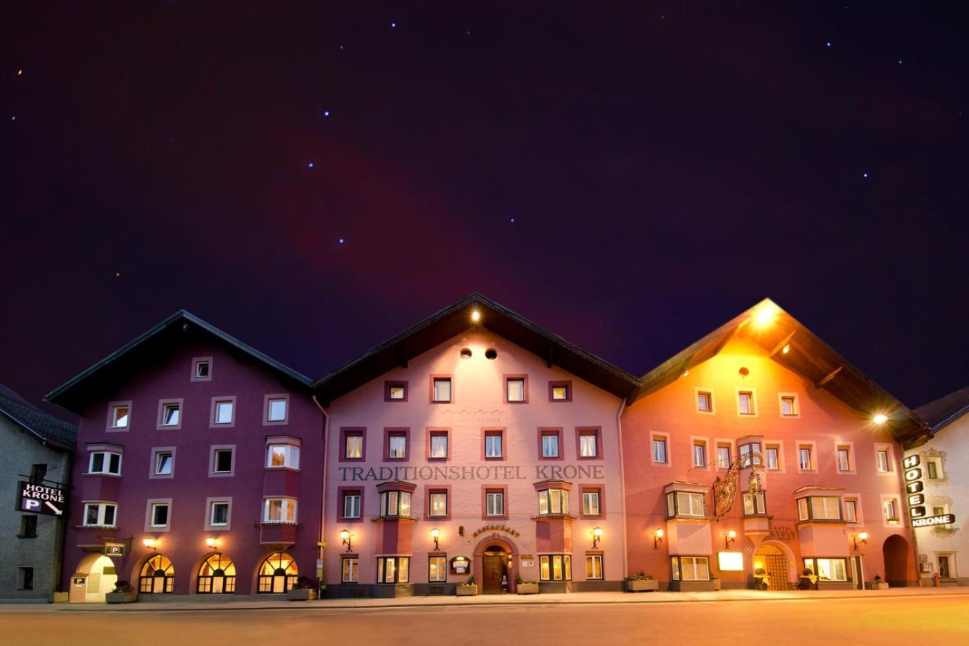 Hotel Krone Matrei am Brenner Exterior foto