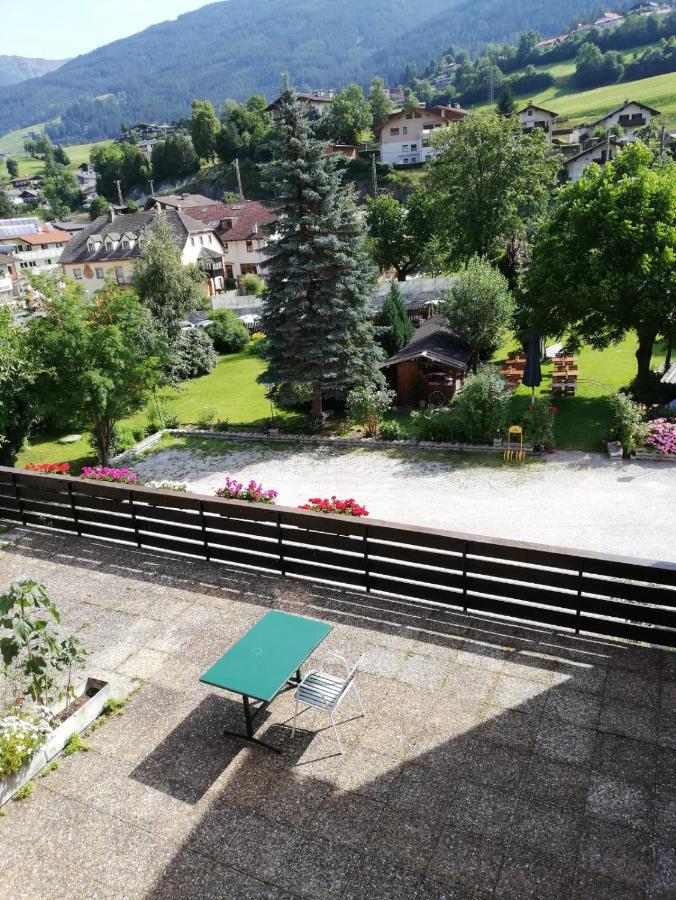 Hotel Krone Matrei am Brenner Exterior foto